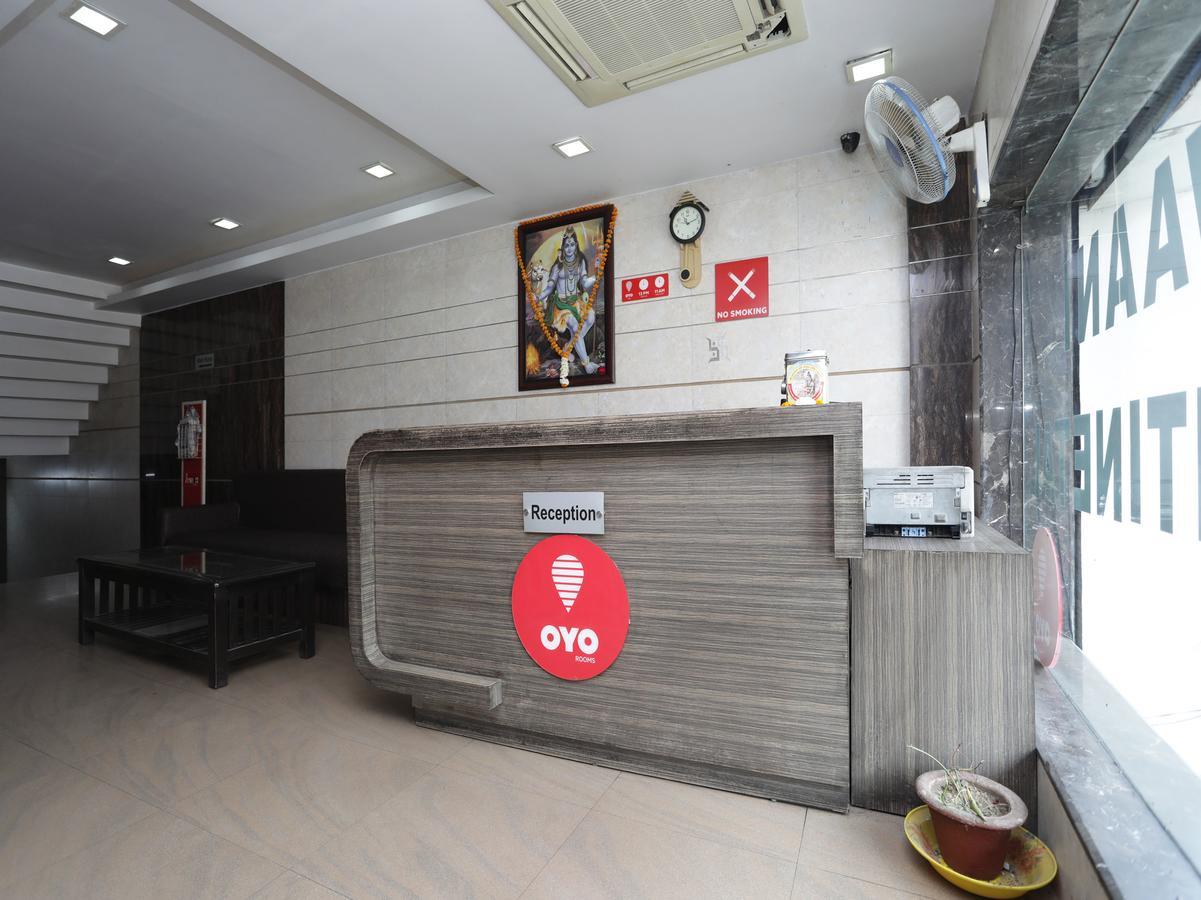 Oyo 1524 Hotel Vaani Continental カーンプル エクステリア 写真